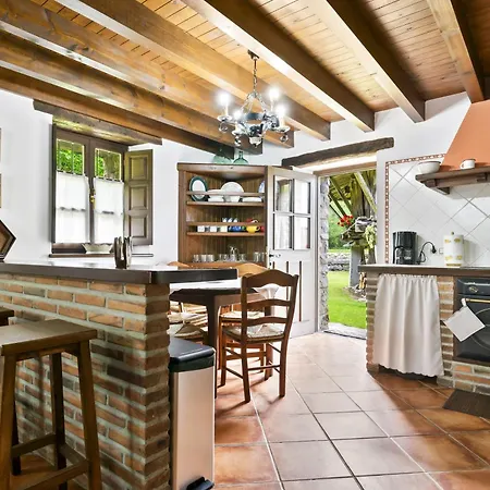 Casa De Aldea La Venta Probes *