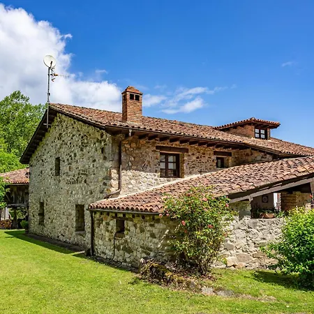 Casa De Aldea La Venta Probes * Llanes
