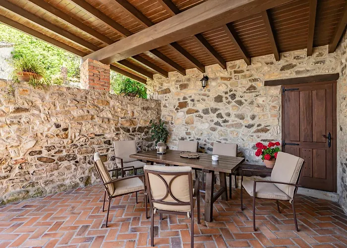 Casa De Aldea La Venta Probes Casa rural Llanes